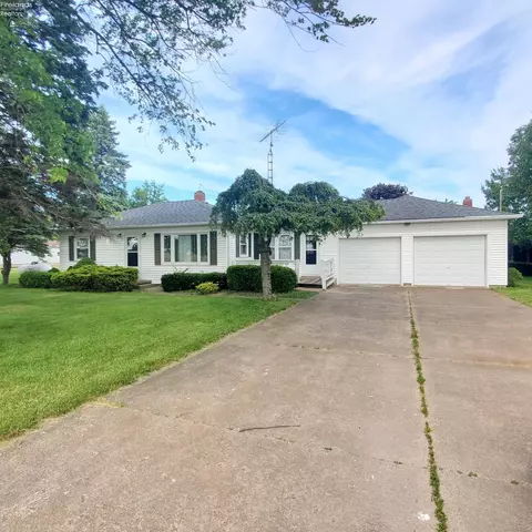 10410 Patten Tract Rd, Monroeville, OH 44847