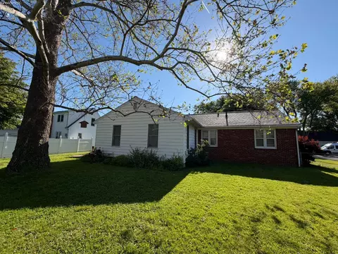 Exterior - 527 Washington Ave, Huron, OH 44839 photo 5 of 5