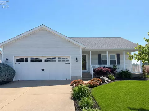 33 Southland Way, Fremont, OH 43420