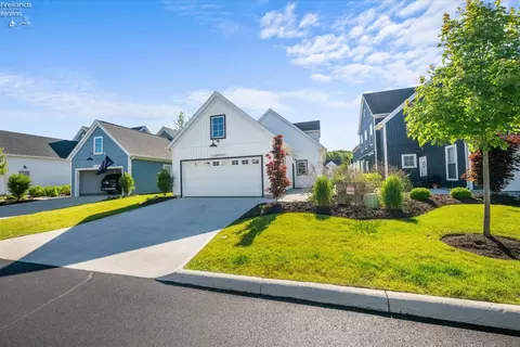 2501 Torino Dr, Port Clinton, OH 43452