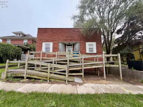 807 E State St, Fremont, OH 43420