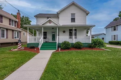 120 W Park St, Oak Harbor, OH 43449