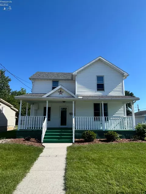 120 W Park St, Oak Harbor, OH 43449