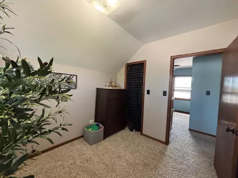 Bedroom - 226 White St, Clyde, OH 43410 photo 3 of 6
