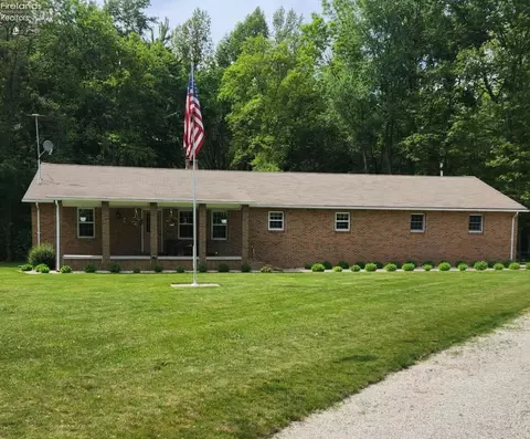 5330 County Rd 25, Helena, OH 43435