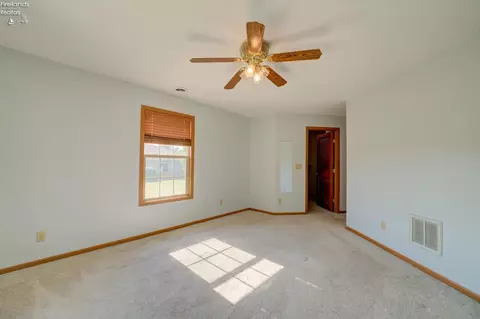 Bedroom - 212 Crestwood, Willard, OH 44890 photo 3 of 6