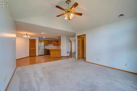 Living - 212 Crestwood, Willard, OH 44890 photo 2 of 3
