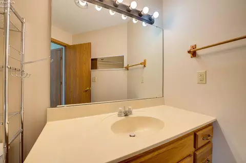 Bath - 212 Crestwood, Willard, OH 44890 photo 1 of 4