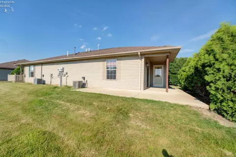 Exterior - 212 Crestwood, Willard, OH 44890 photo 1 of 6