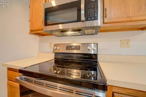 Kitchen - 212 Crestwood, Willard, OH 44890 photo 1 of 5