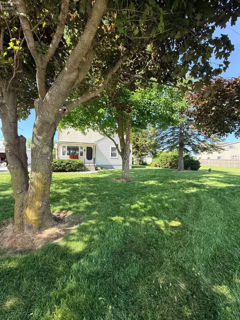 4520 Sr 600, Gibsonburg, OH 43431