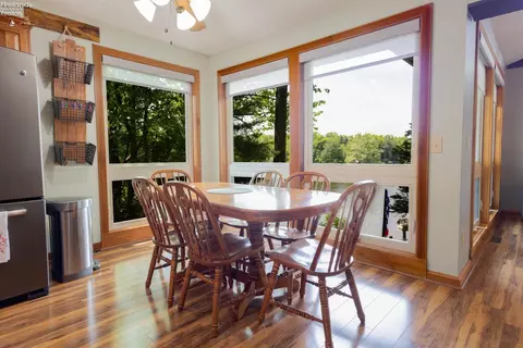 Dining - 691 Timothy Dr, Willard, OH 44890 photo 2 of 3