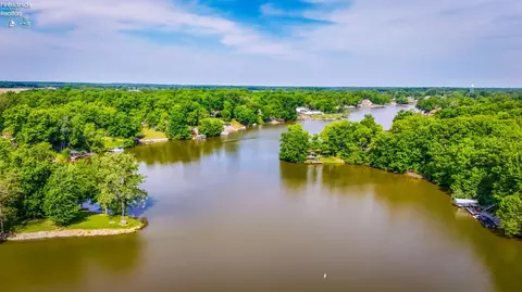 View/Area - 691 Timothy Dr, Willard, OH 44890 photo 6 of 8