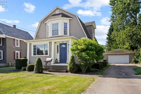 203 E Main St, South Amherst, OH 44001