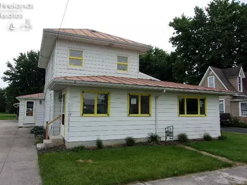 527 West St, Carey, OH 43316