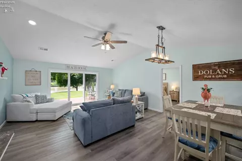 Dining - 937 Ridgeview Dr, Huron, OH 44839 photo 3 of 3