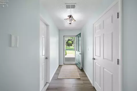 Entry Way - 937 Ridgeview Dr, Huron, OH 44839 photo 1 of 1