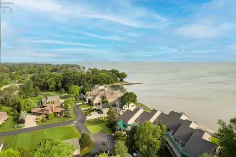 115 Turtle Bay #115, Huron, OH 44839