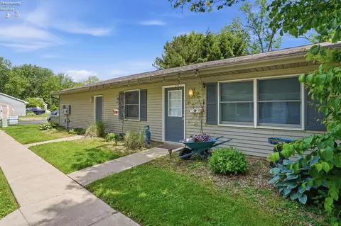 126 Mckinley St, Huron, OH 44839