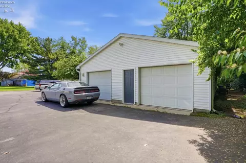 Exterior - 124 Tiffin Ave, Huron, OH 44839 photo 5 of 6