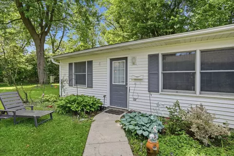 Exterior - 124 Tiffin Ave, Huron, OH 44839 photo 3 of 6