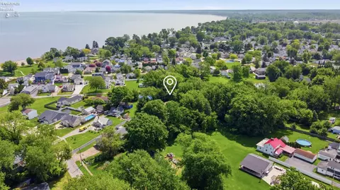 View/Area - 124 Tiffin Ave, Huron, OH 44839 photo 3 of 3