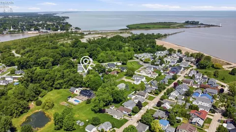 View/Area - 124 Tiffin Ave, Huron, OH 44839 photo 1 of 3