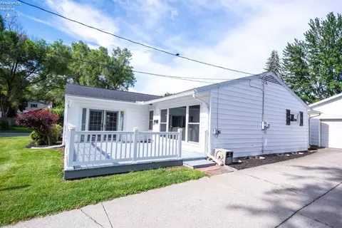 Exterior - 103 Roger Ave, Bellevue, OH 44811 photo 1 of 4