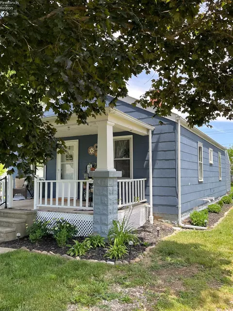 400 Clinton Ave, Tiffin, OH 44883