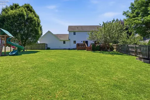 Exterior - 702 Heron Dr, Huron, OH 44839 photo 7 of 13