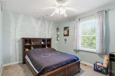 Bedroom - 702 Heron Dr, Huron, OH 44839 photo 2 of 3