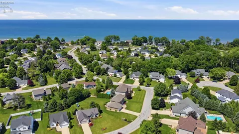 View/Area - 702 Heron Dr, Huron, OH 44839 photo 1 of 2