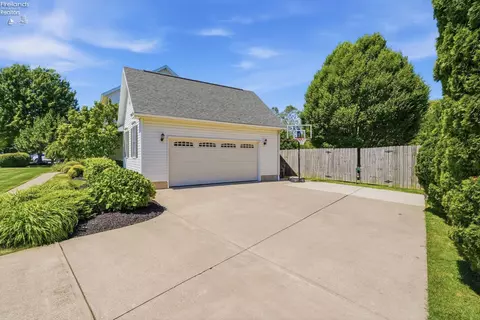 Exterior - 702 Heron Dr, Huron, OH 44839 photo 12 of 13