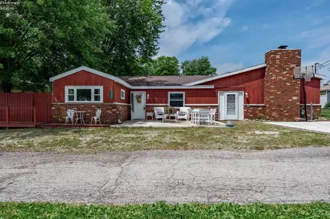 2086 Sugar Bush Rd, Marblehead, OH 43440