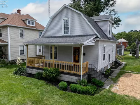 116 S Buchanan St, Fremont, OH 43420