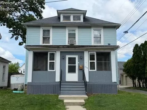 416 S Wood St, Fremont, OH 43420