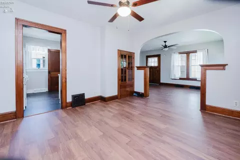 Living - 705 Clark St, Willard, OH 44890 photo 8 of 9