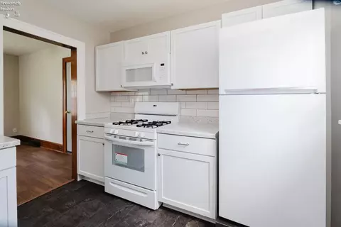 Kitchen - 705 Clark St, Willard, OH 44890 photo 4 of 4
