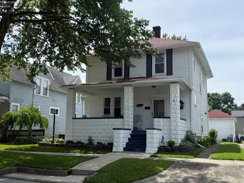 824 Stilwell Ave, Fremont, OH 43420