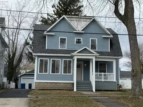 318 S Park Ave, Fremont, OH 43420