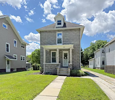 Exterior - 480 E Perry St, Tiffin, OH 44883 photo 3 of 9
