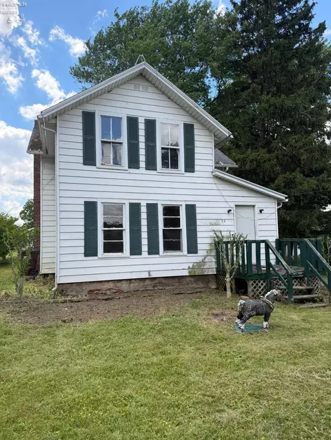 54 S Kniffin St, Greenwich, OH 44837