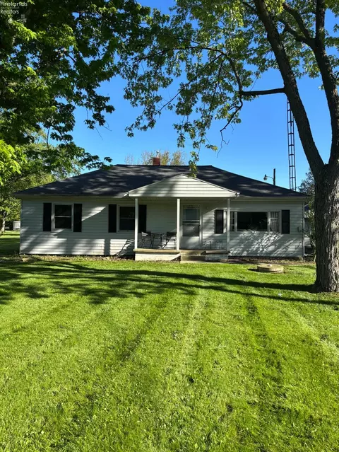 5050 W Fremont, Port Clinton, OH 43452