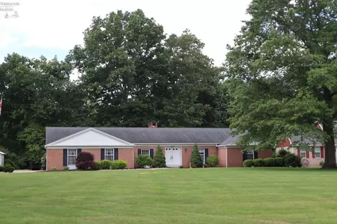 123 Sycamore Dr, Norwalk, OH 44857