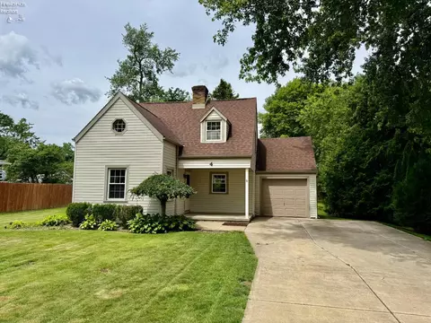 4 Stoutenburg Dr, Norwalk, OH 44857