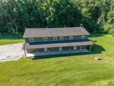 48903 N Ridge Rd, Amherst, OH 44001