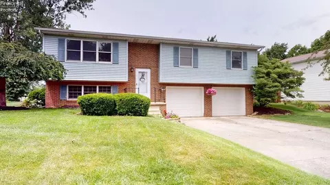 938 Tamarack Dr, Willard, OH 44890