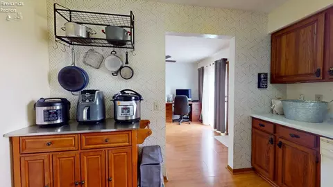 Kitchen - 938 Tamarack Dr, Willard, OH 44890 photo 3 of 5