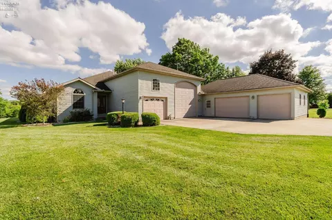 4924 Tiffin Ave, Castalia, OH 44824