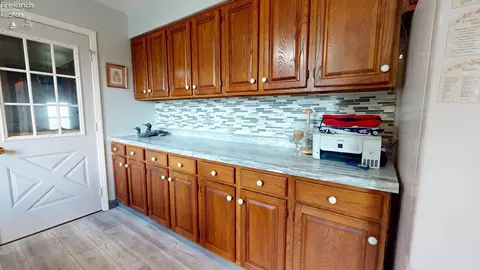 Kitchen - 2865 Neal Zick Rd, Willard, OH 44890 photo 4 of 4